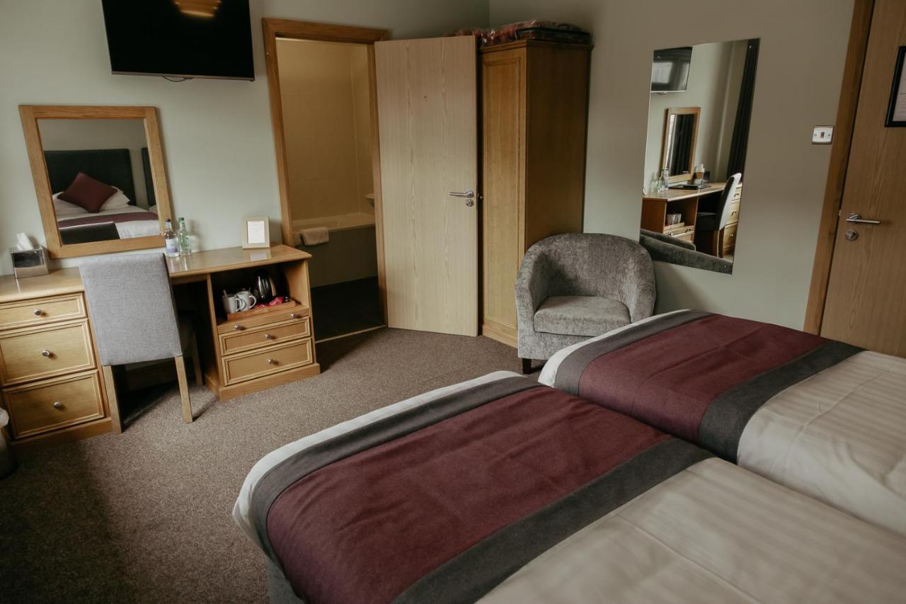 St. Davids Cross Hotel Buitenkant foto